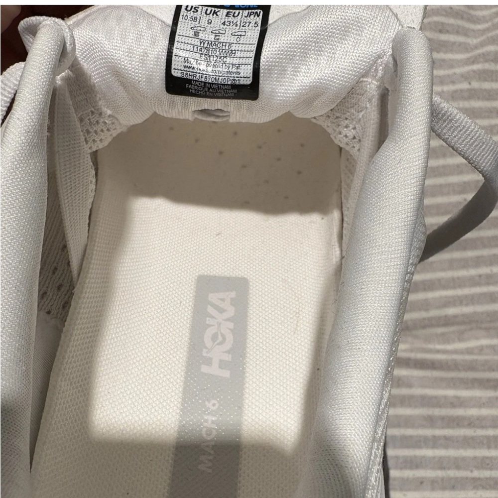 Hoka Mach 6 LA White Size 10.5B - Picture 8 of 8